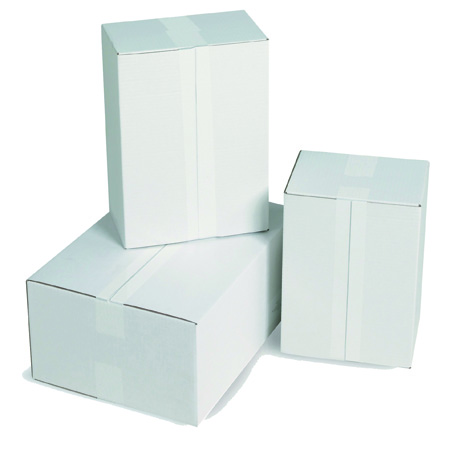 Weiße Faltkartons, einwellig Verstärkt das Image, besonders schön mit bedrucktem oder weißem Klebeband. Qualitativ hochwertige Kartons.